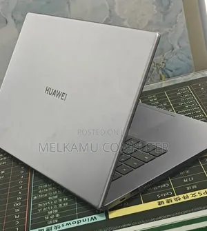New Laptop Huawei Matebook D 15 8GB Intel Core i3 SSD 256GB