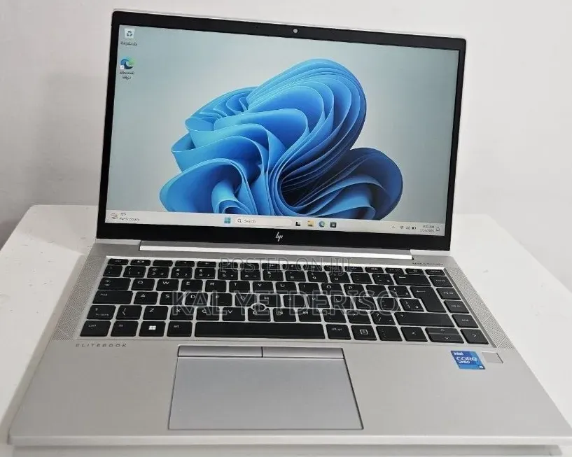 New Laptop HP EliteBook 840 G8 16GB Intel Core i5 SSD 512GB