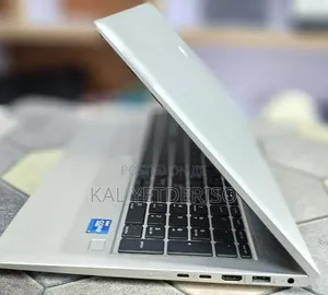 New Laptop HP EliteBook 840 G8 16GB Intel Core i5 SSD 512GB