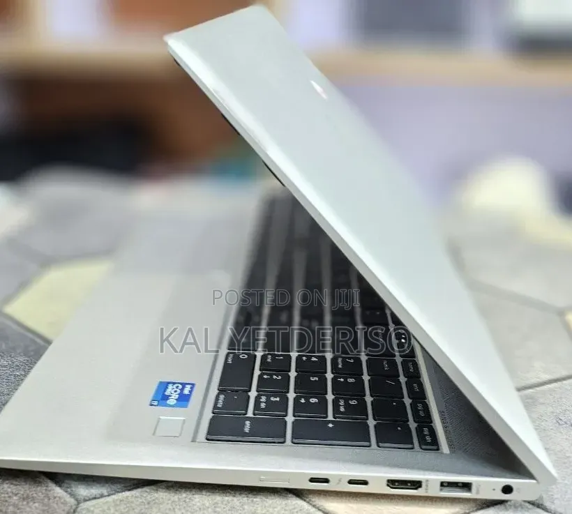 New Laptop HP EliteBook 840 G8 16GB Intel Core i5 SSD 512GB