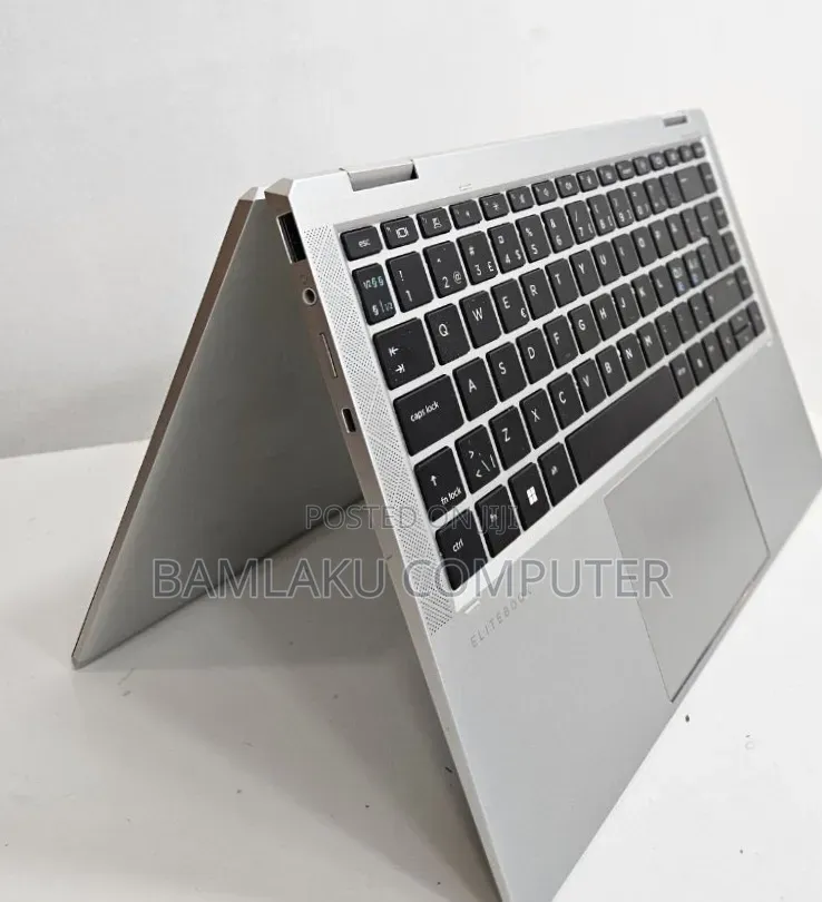 New Laptop HP EliteBook 1040 G8 16GB Intel Core i7 SSD 512GB