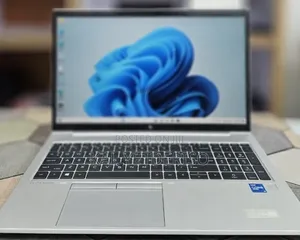 New Laptop HP EliteBook 840 G5 16GB Intel Core i7 SSD 512GB