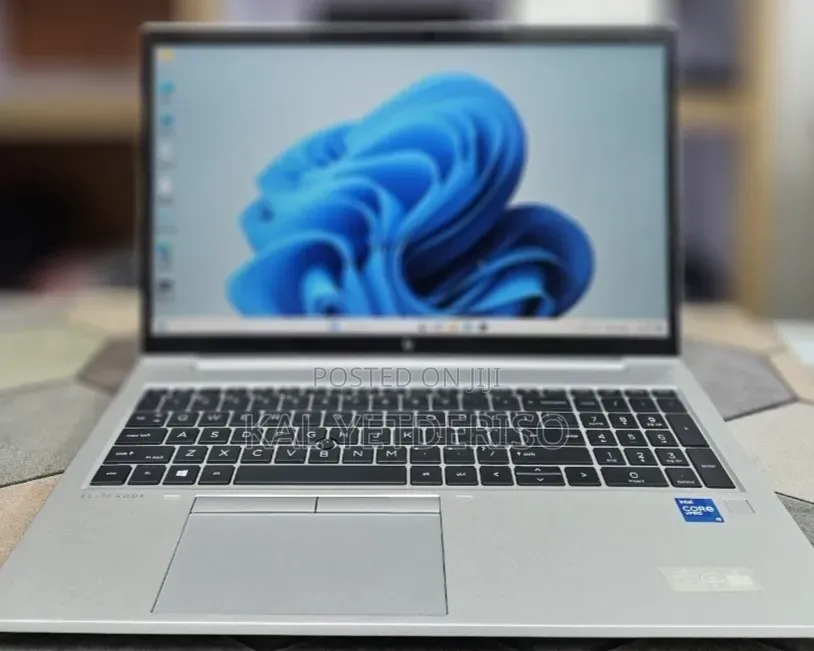 New Laptop HP EliteBook 840 G5 16GB Intel Core i7 SSD 512GB