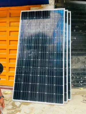 Solar Panel Invertor and Lithium Ion Batteries