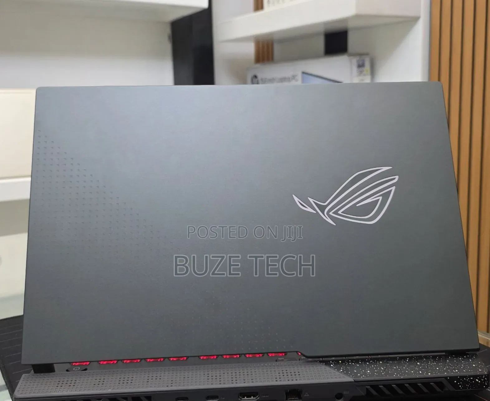 New Laptop Asus ROG Strix G15 32GB AMD Ryzen 9 SSD 512GB