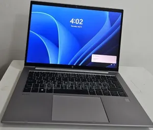 New Laptop HP ZBook Firefly 14 G10 16GB Intel Core i7 SSD 512GB