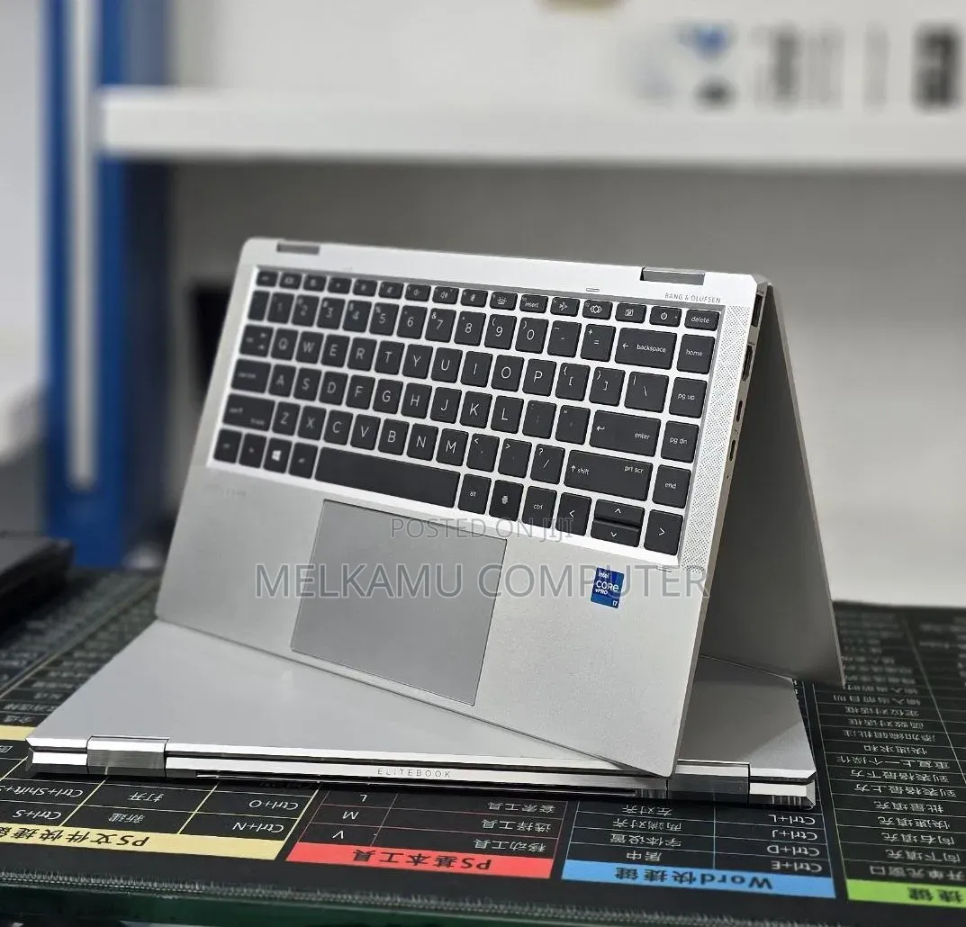 New Laptop HP EliteBook 1040 G8 16GB Intel Core i7 SSD 512GB