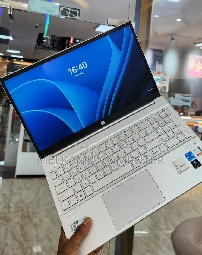 New Laptop HP Pavilion 15 16GB Intel Core i5 SSD 1T