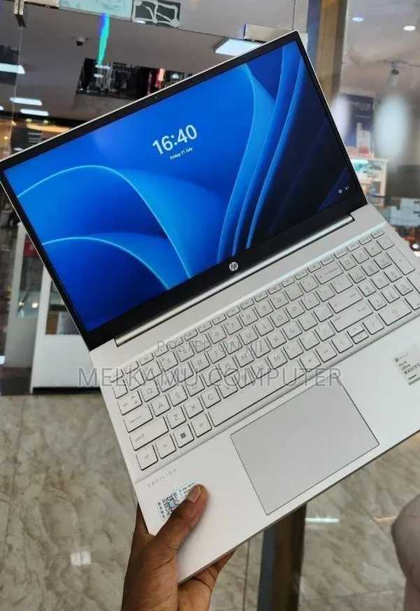New Laptop HP Pavilion 15 16GB Intel Core i5 SSD 1T