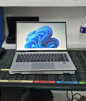 New Laptop HP EliteBook 1040 G8 16GB Intel Core i7 SSD 512GB