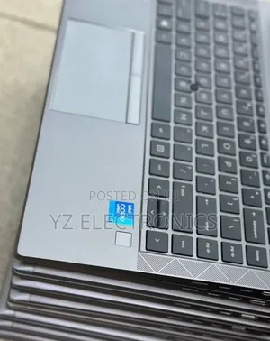 New Laptop HP ZBook Studio G8 16GB Intel Core i7 SSD 512GB