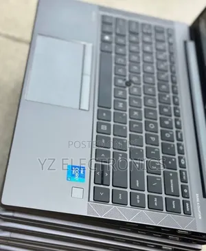 New Laptop HP ZBook Studio G8 16GB Intel Core i7 SSD 512GB