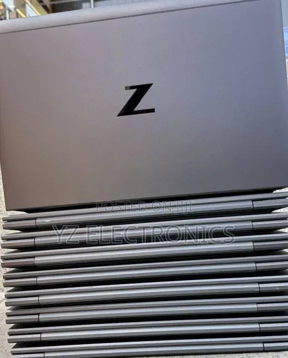 New Laptop HP ZBook Studio G8 16GB Intel Core i7 SSD 512GB