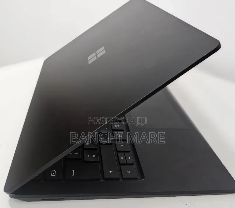 New Laptop Microsoft Surface Laptop 4 16GB Intel Core i7 SSD 512GB