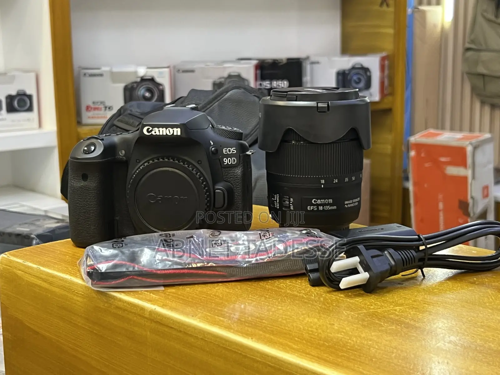 Canon 90D With Lens