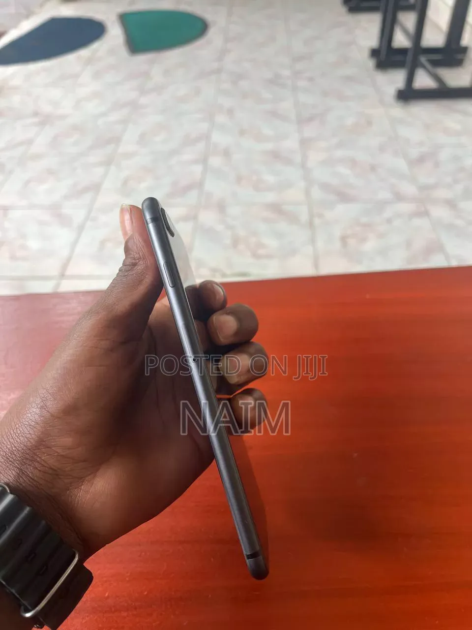 New Apple iPhone 8 Plus 64 GB Black