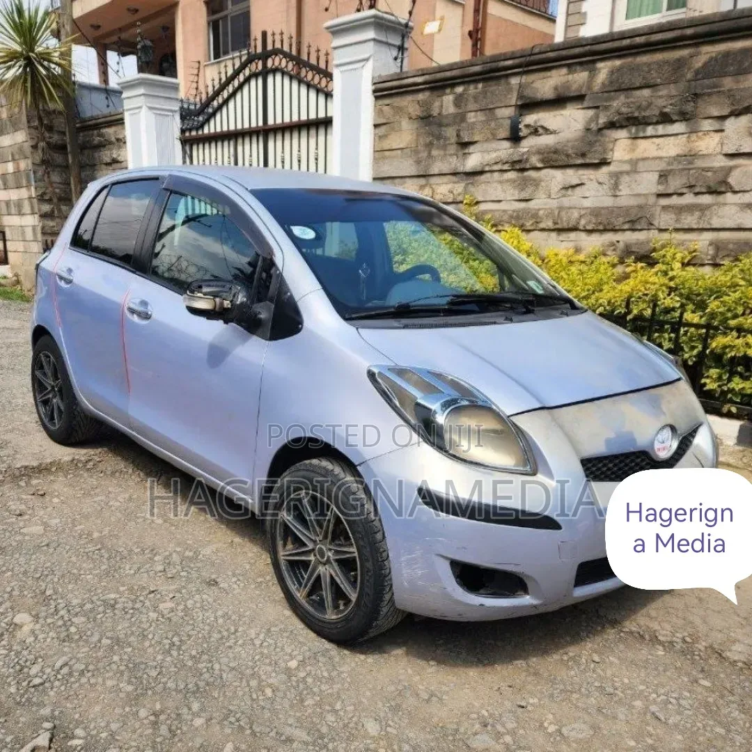 Toyota Yaris 2008 Silver