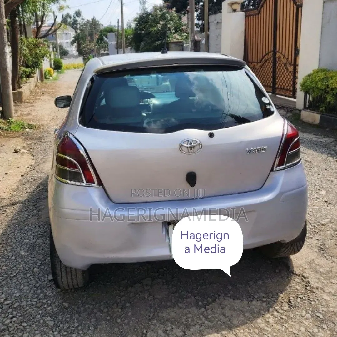 Toyota Yaris 2008 Silver