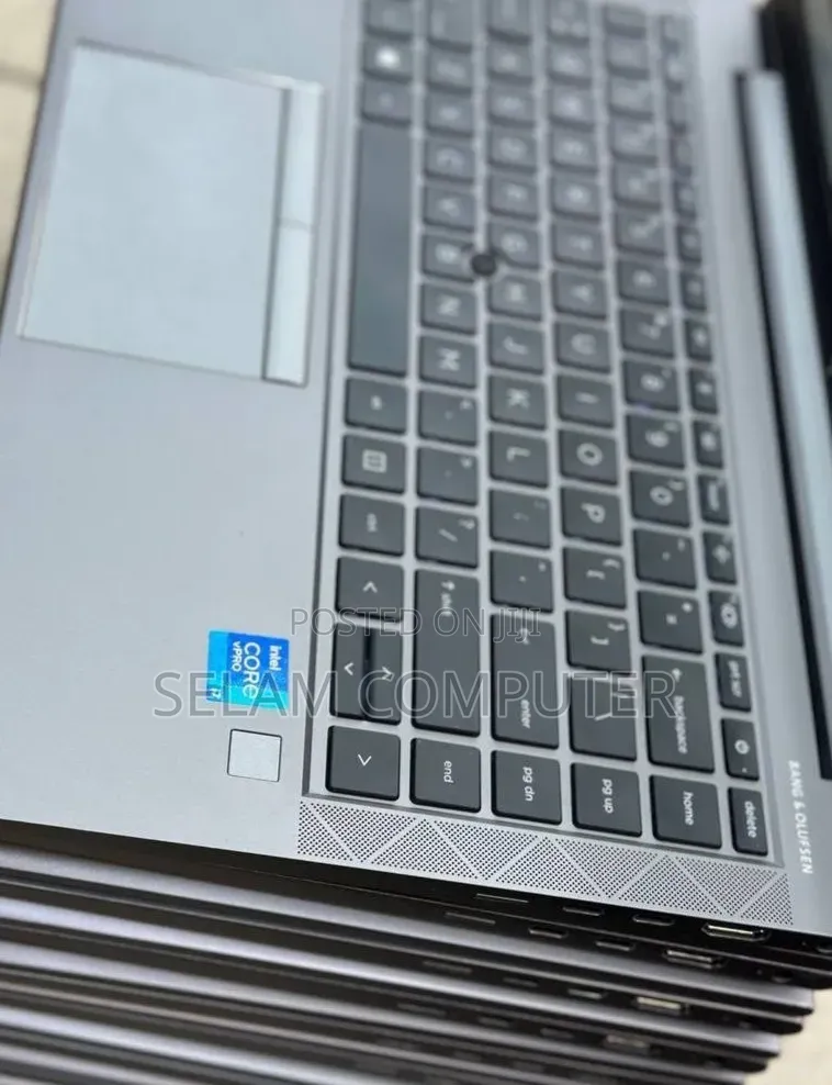 New Laptop HP ZBook 14 16GB Intel Core i7 SSD 512GB