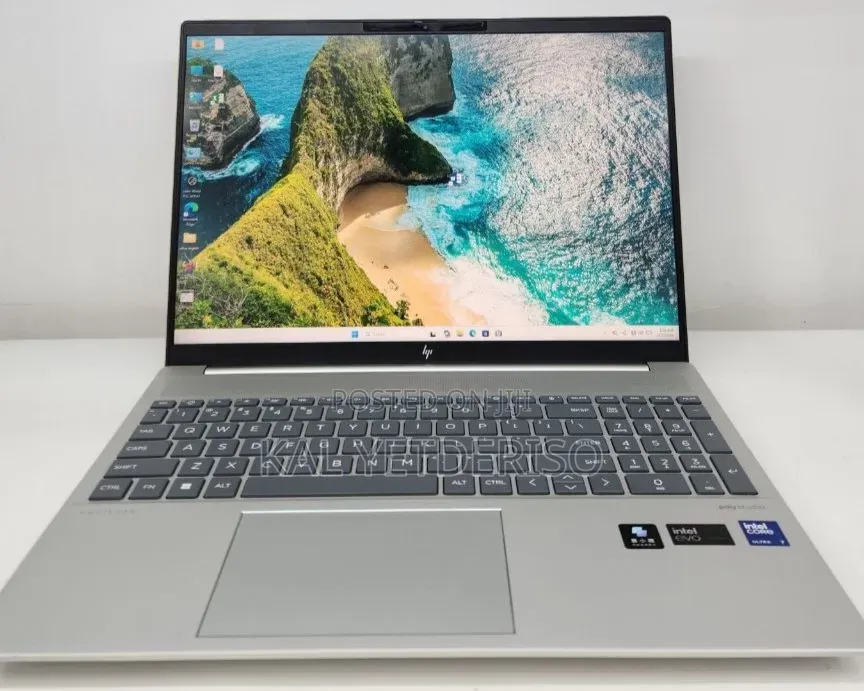 New Laptop HP Pavilion 15 16GB Intel Core Ultra 7 SSD 512GB