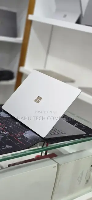 New Laptop Microsoft Surface Laptop 3 16GB Intel Core i7 SSD 512GB
