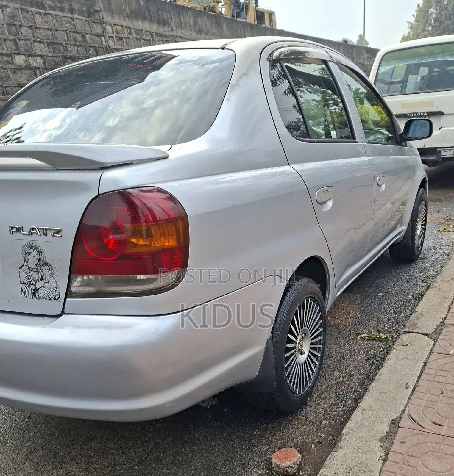 Toyota Platz 2005 Silver
