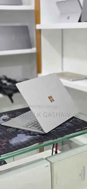New Laptop Microsoft Surface Laptop 4 16GB Intel Core i7 SSD 512GB