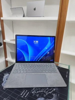 New Laptop Microsoft Surface 16GB Intel Core i7 SSD 512GB