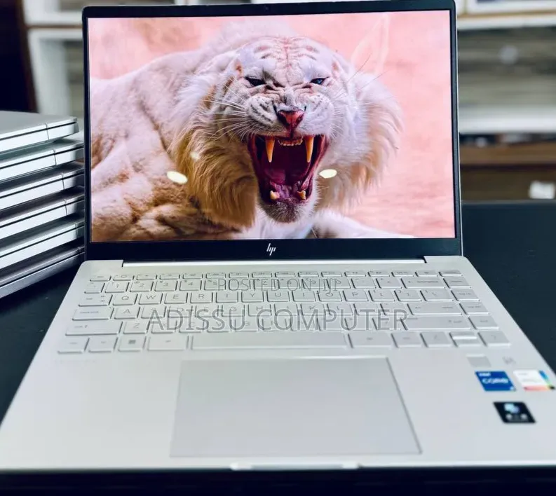 New Laptop HP 16GB Intel Core i5 SSD 1T