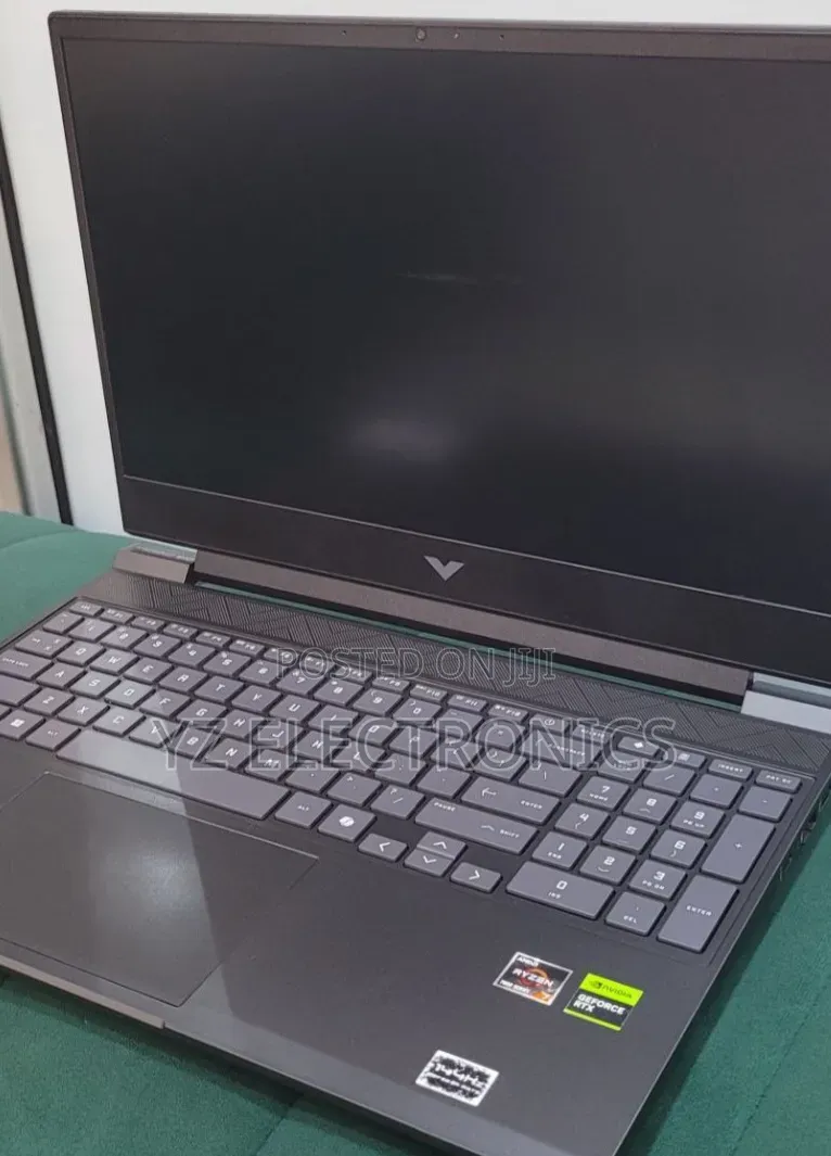 New Laptop HP Victus 15 16GB AMD Ryzen 7 SSD 512GB