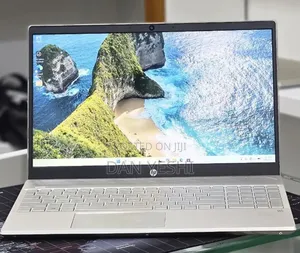 New Laptop HP Pavilion 15 8GB Intel Core i5 SSD 512GB