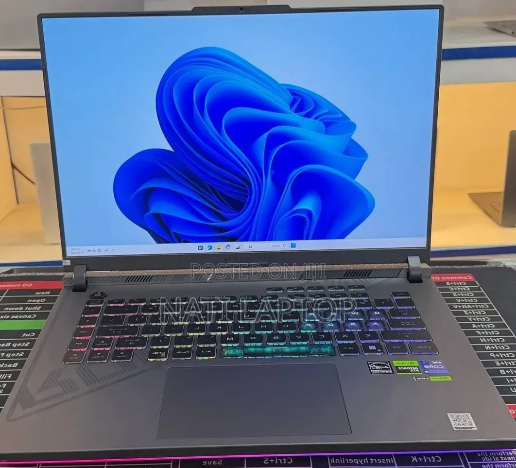 New Laptop Asus ROG Strix G16 G614 16GB Intel Core i9 SSD 1T