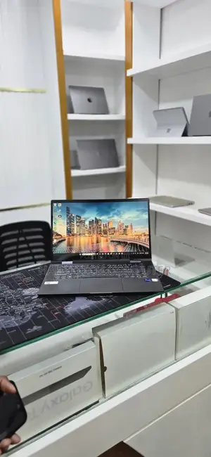 New Laptop HP Envy x360 16GB Intel Core i7 SSD 512GB