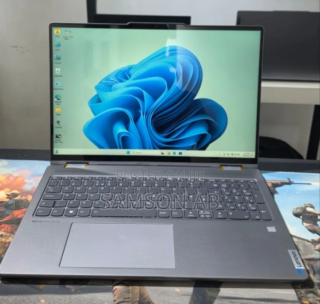 New Laptop Lenovo 16GB AMD Ryzen 7 SSD 512GB