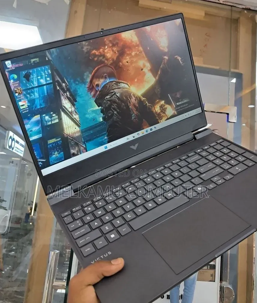 New Laptop HP Victus 15 16GB Intel Core i5 SSD 512GB