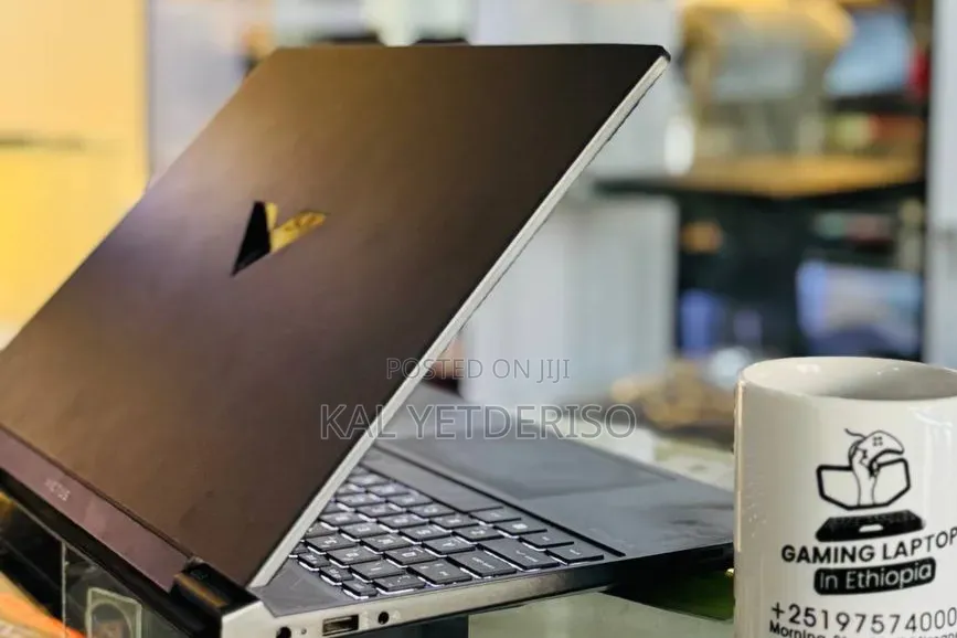 New Laptop HP Victus 16 16GB AMD Ryzen 5 SSD 512GB