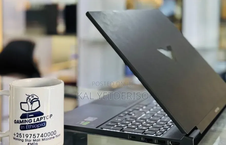 New Laptop HP Victus 16 16GB AMD Ryzen 5 SSD 512GB