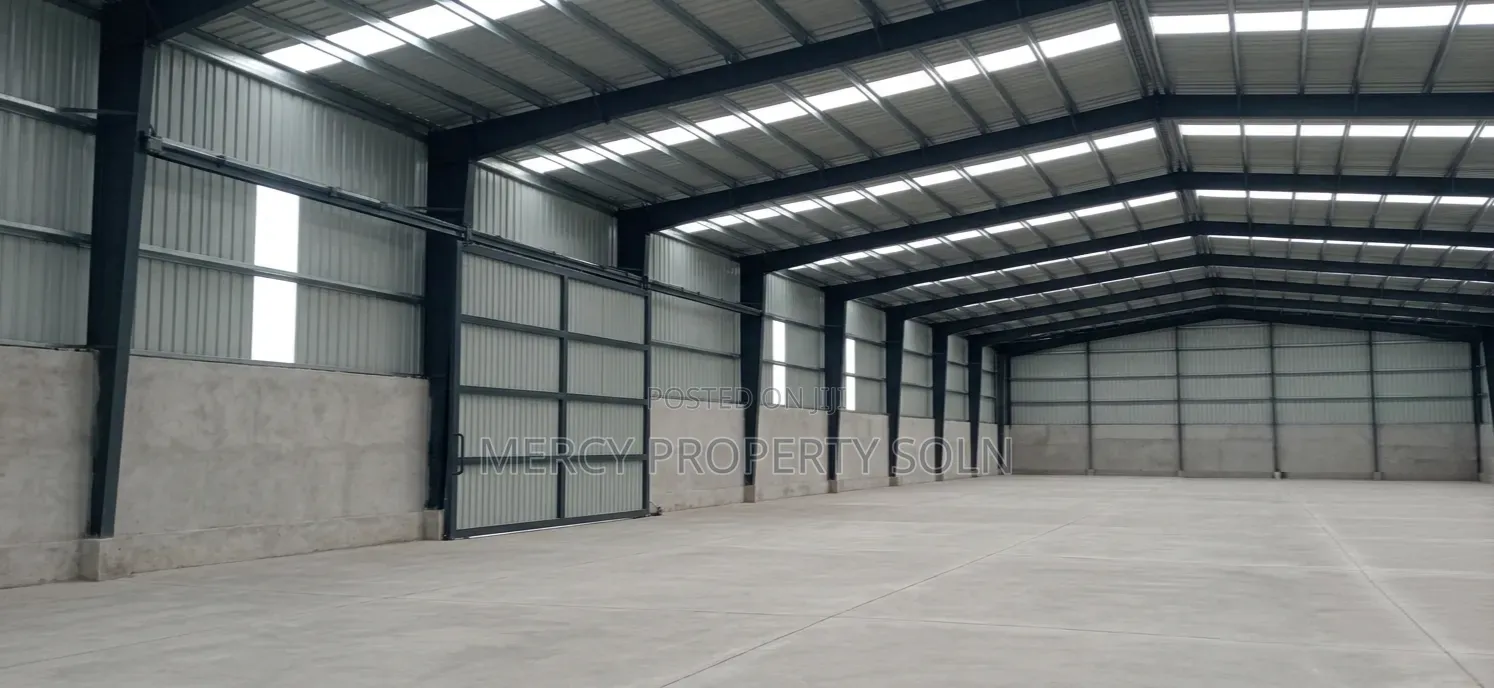 Warehouse for Rent Furi Sheger City Area With G+1 Office 315kv Power