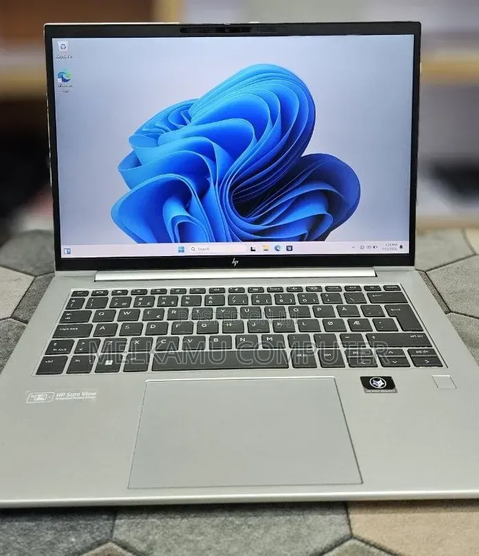 New Laptop HP EliteBook x360 1040 G9 16GB Intel Core i7 SSD 512GB