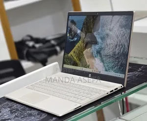 New Laptop HP Pavilion 15 8GB Intel Core i5 SSD 512GB