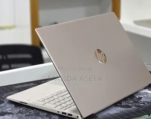 New Laptop HP Pavilion 15 8GB Intel Core i5 SSD 512GB