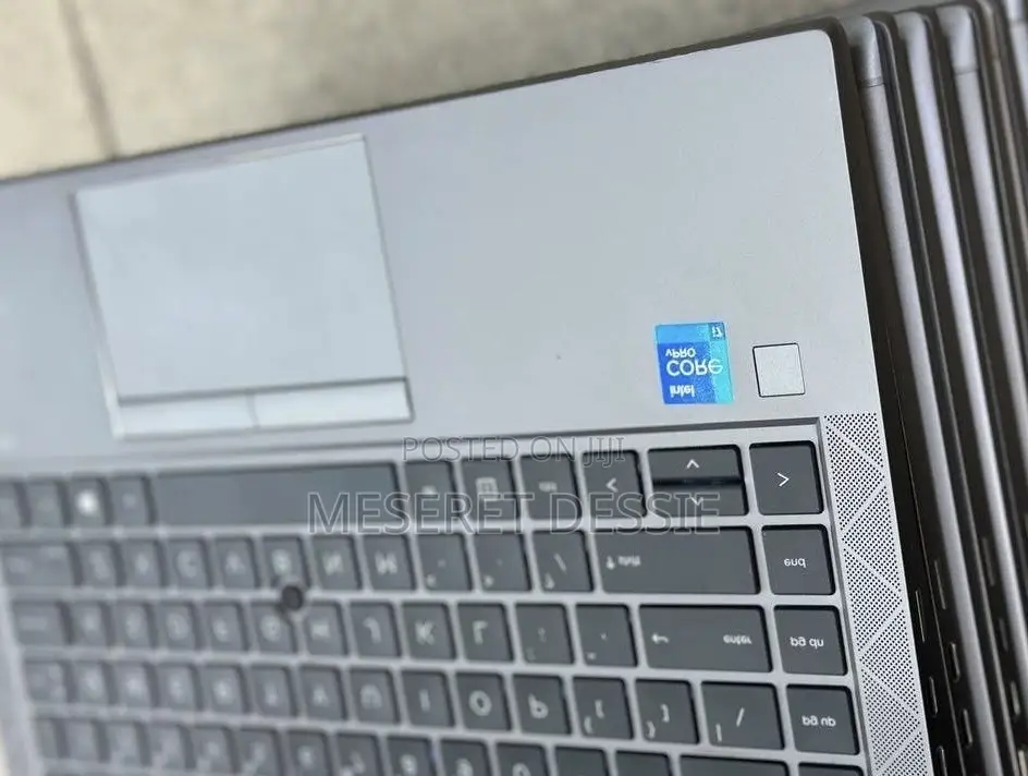 New Laptop HP ZBook 14 16GB Intel Core i7 SSD 512GB