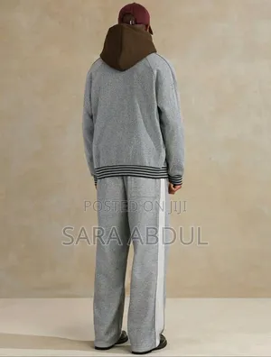 Shein Mens Tracksuit 2piece Set Size 42 XL on Hand