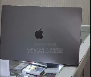 New Laptop Apple MacBook Pro 2021 M1 Max 32GB SSD 1T