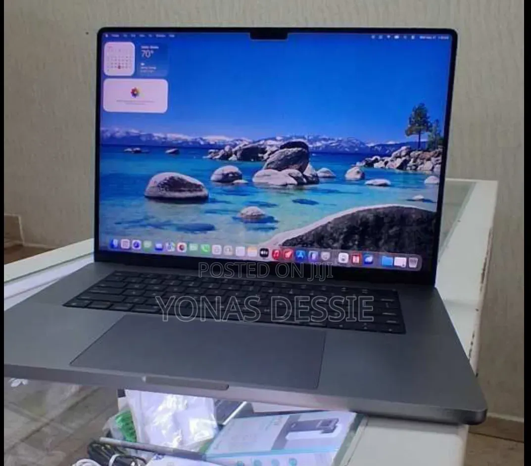 New Laptop Apple MacBook Pro 2021 M1 Max 32GB SSD 1T