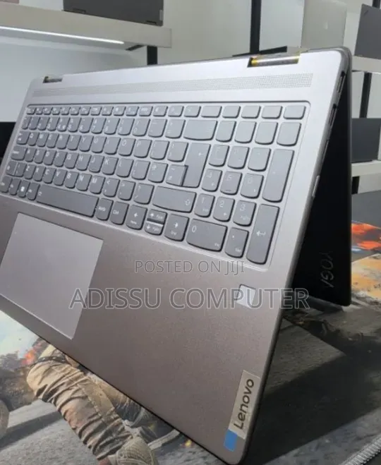 New Laptop Lenovo 16GB AMD Ryzen 7 SSD 512GB
