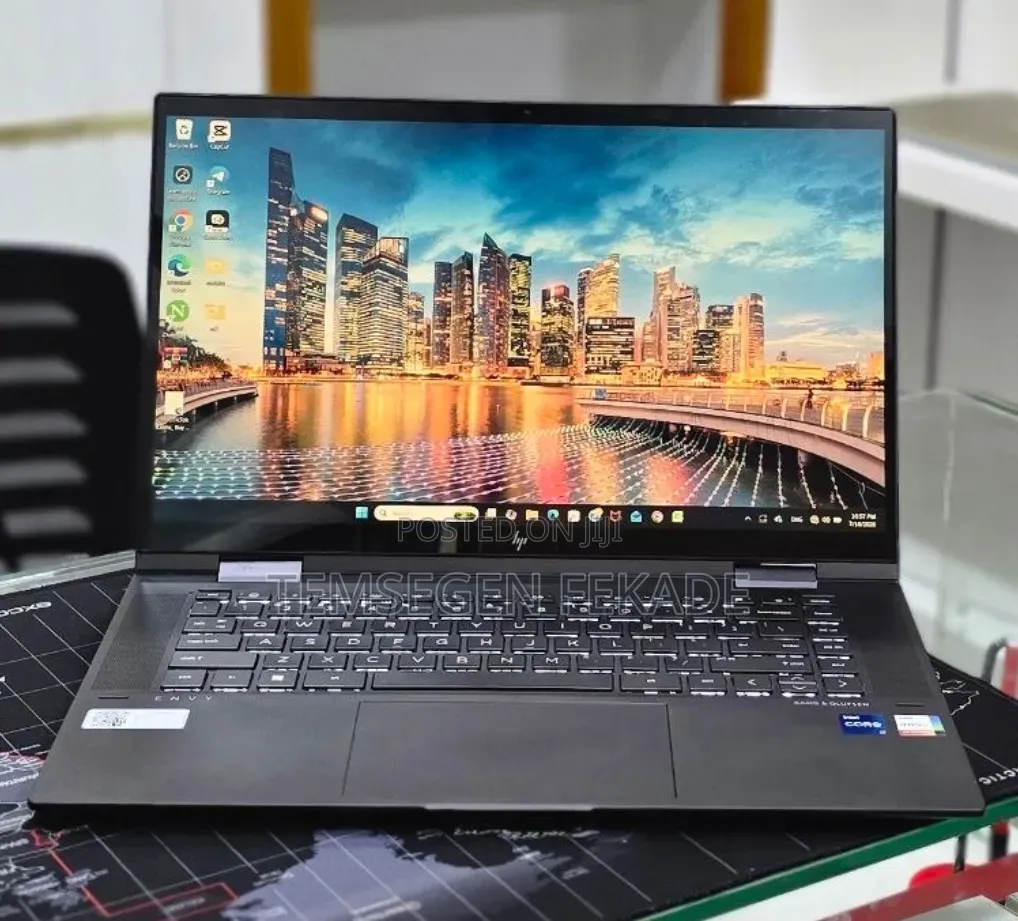 New Laptop HP Envy X360 16GB Intel Core i7 SSD 512GB