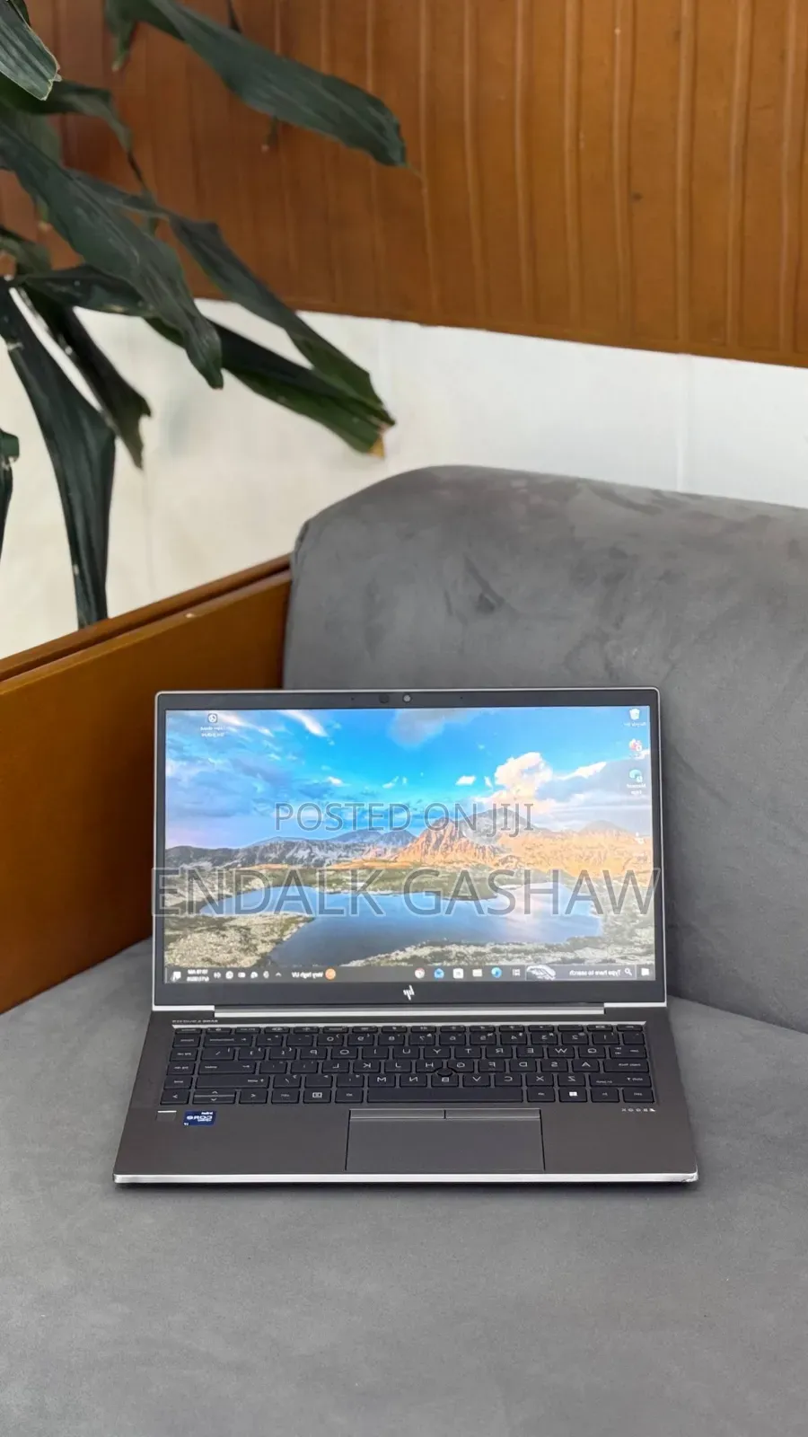 New Laptop HP ZBook Firefly G8 16GB Intel Core i7 SSD 512GB