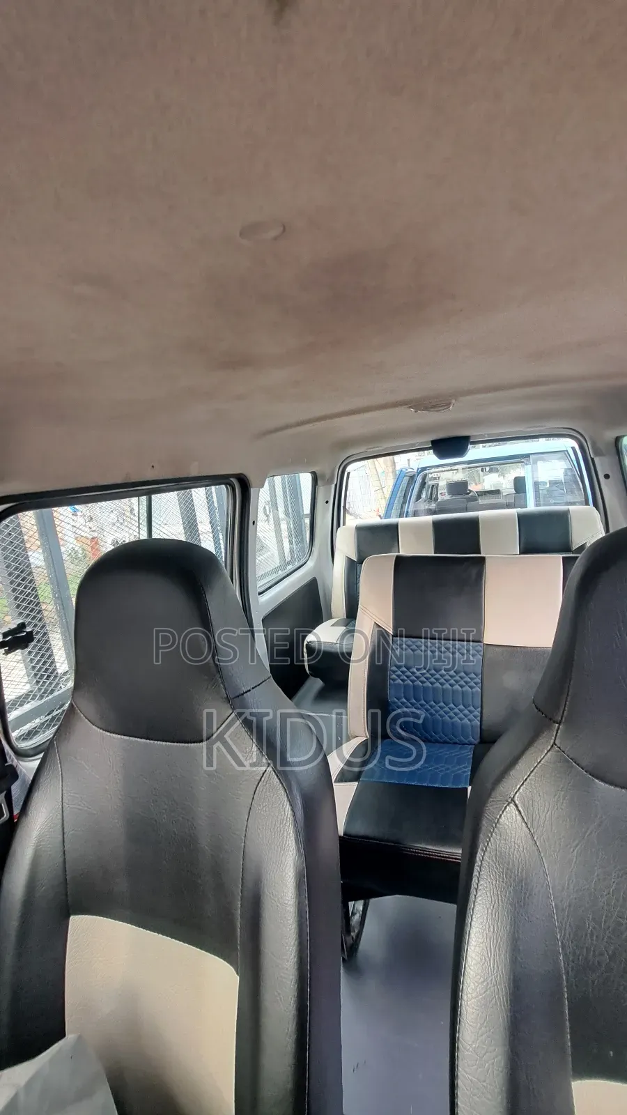 Suzuki APV Minibus 2024 Silver