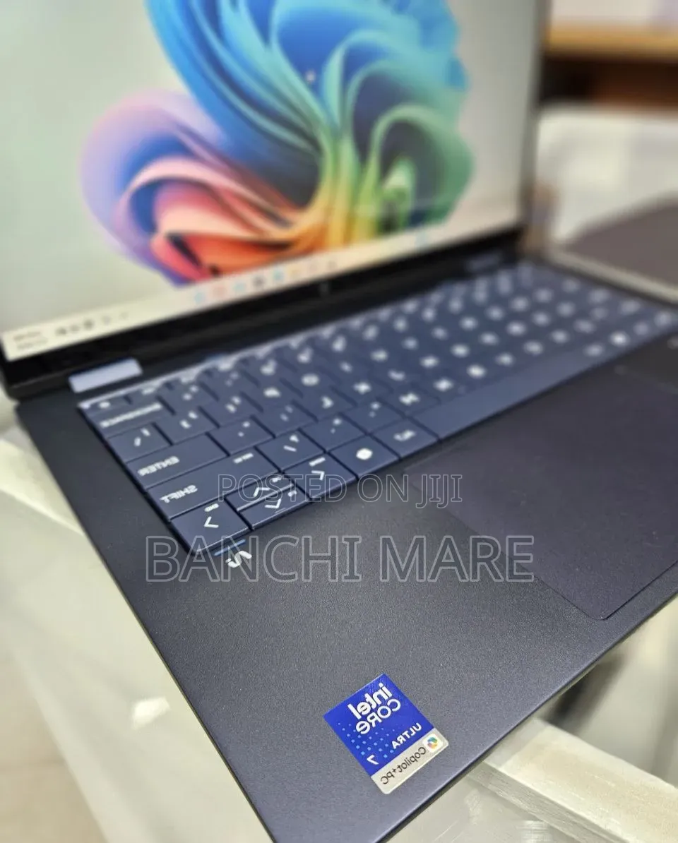 New Laptop HP OmniBook X Flip 14" 16GB Intel Core Ultra 7 SSD 1T